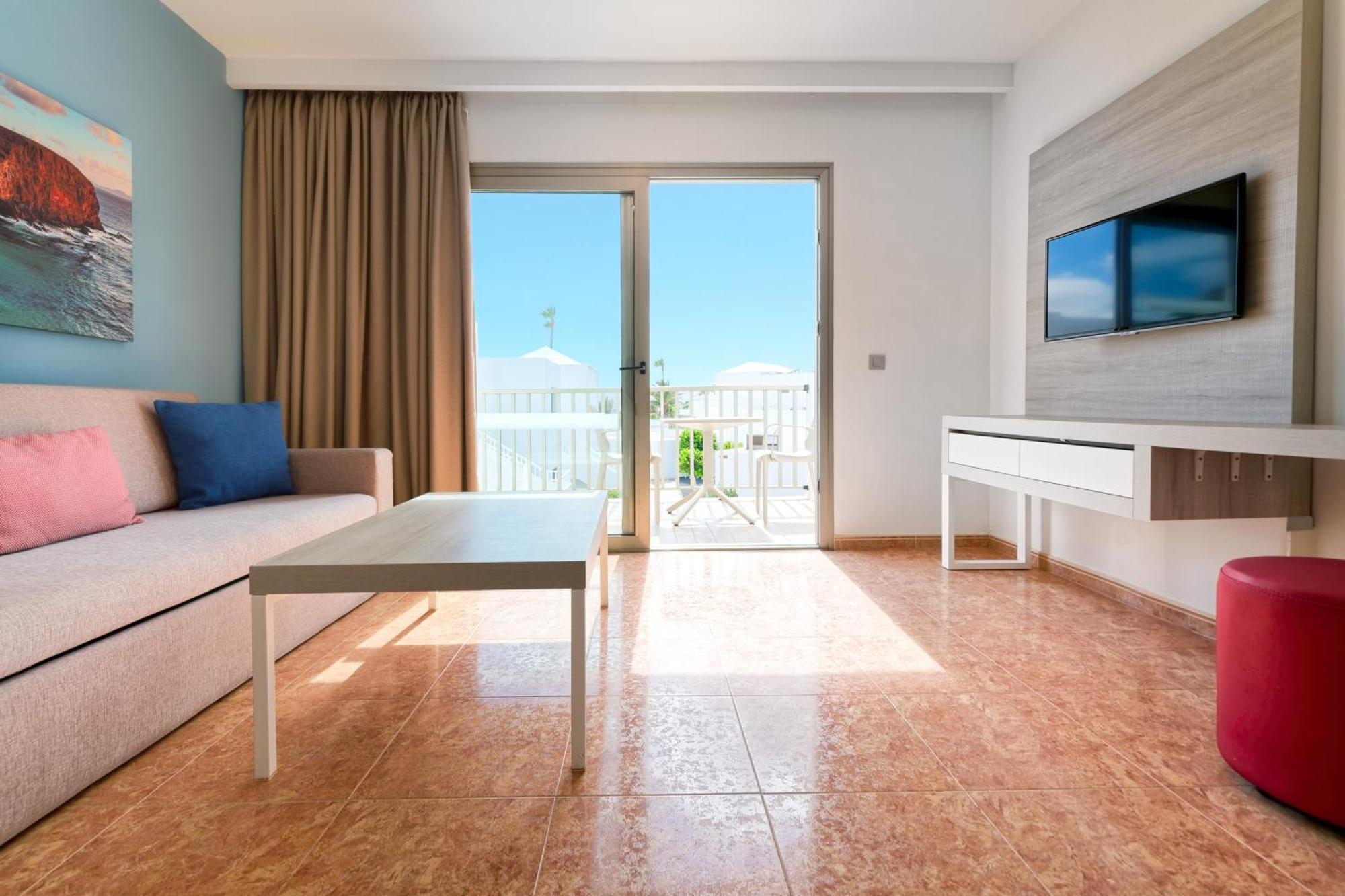 Apartment (2 Adults)
