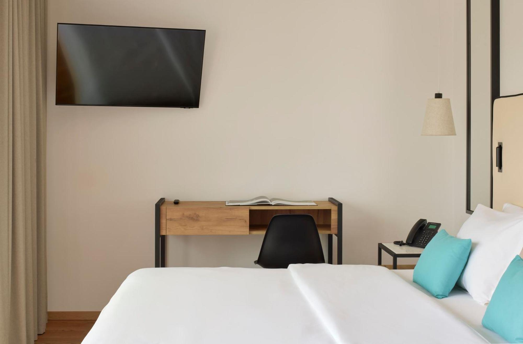Sol Room