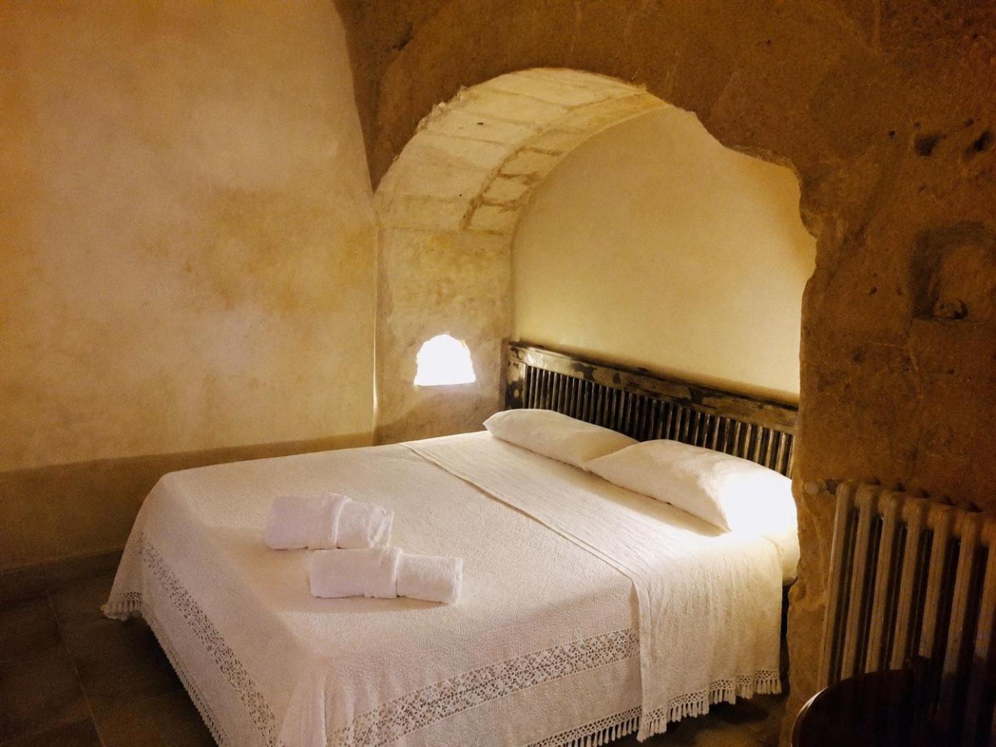 Deluxe Quadruple Room,1774663365:JPEG