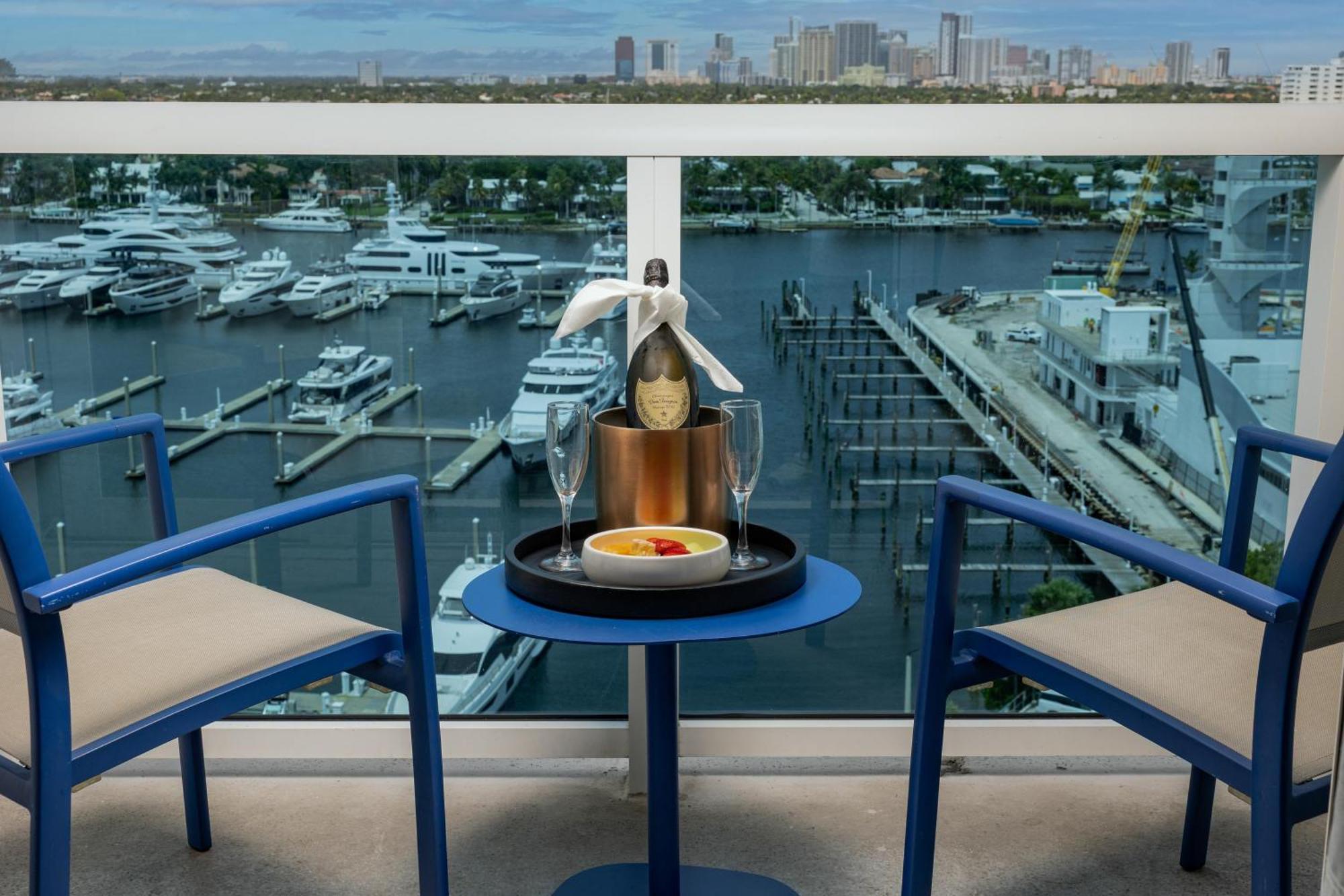 King Room Balcony Marina View