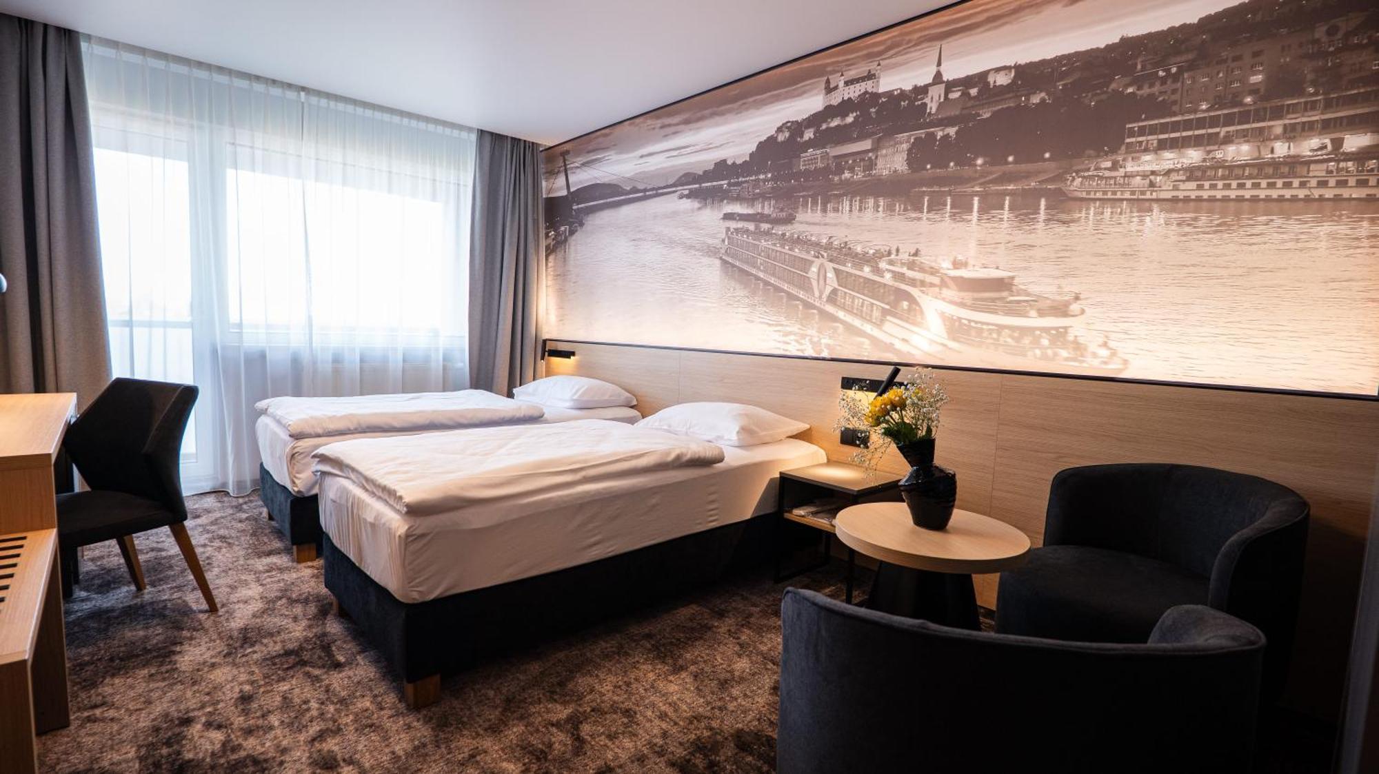 Deluxe Tweepersoonskamer met 2 Aparte Bedden