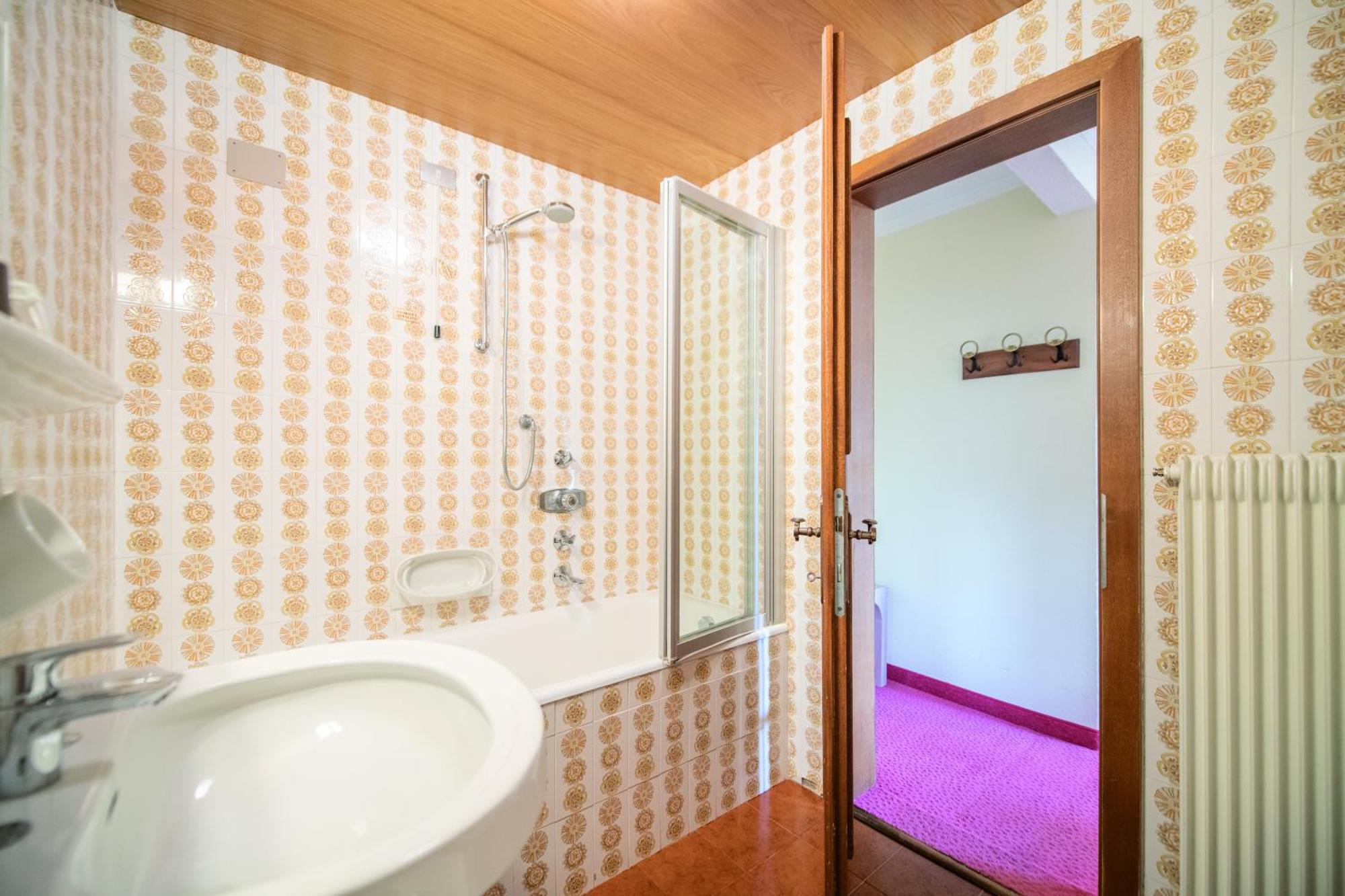 Single Room Balcony