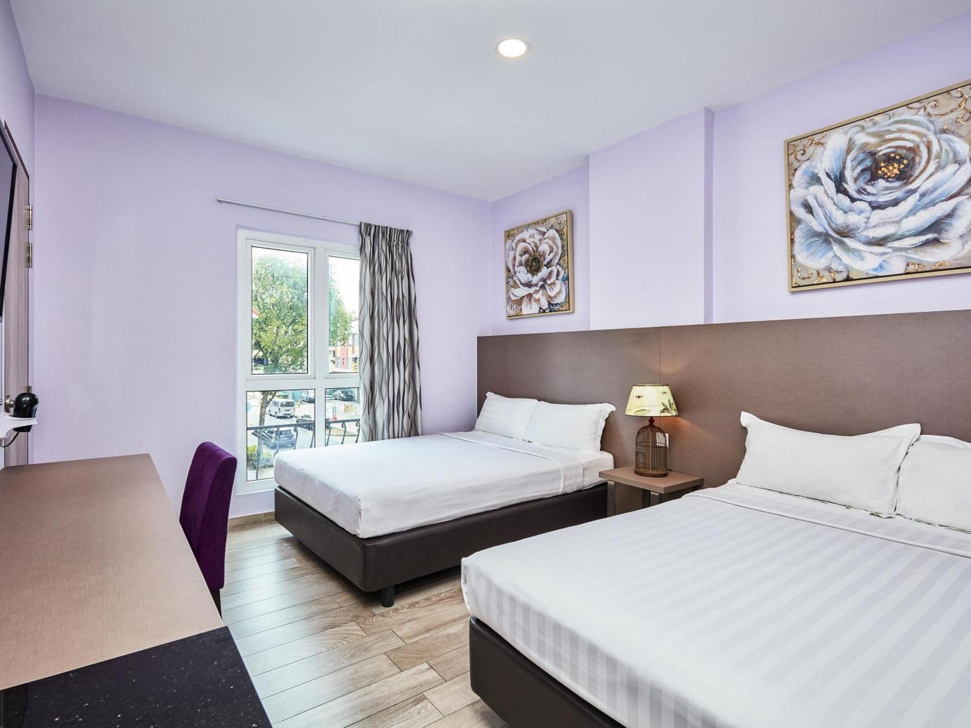 Superior Queen Room Two Queen Beds