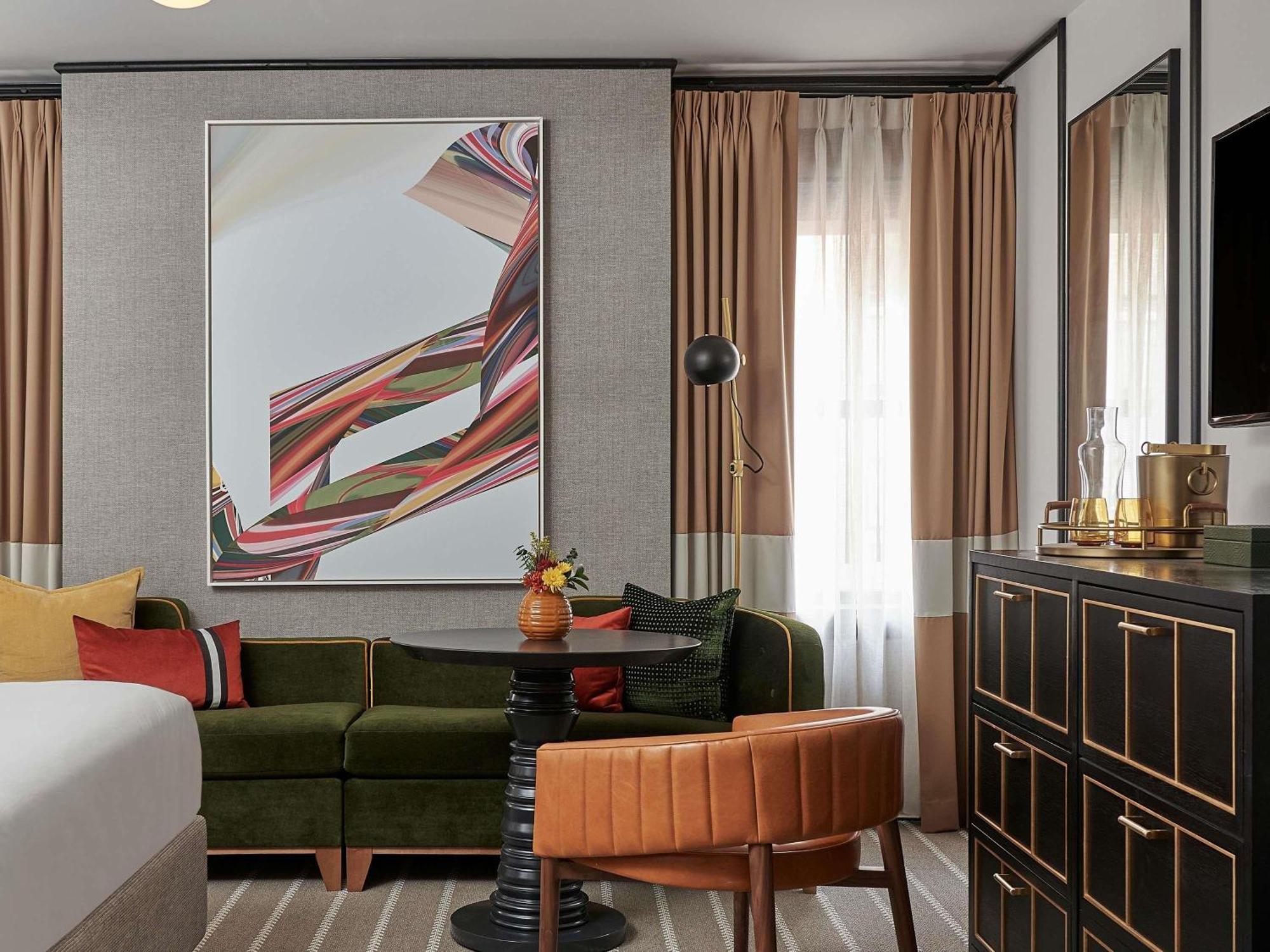 Deluxe King Room