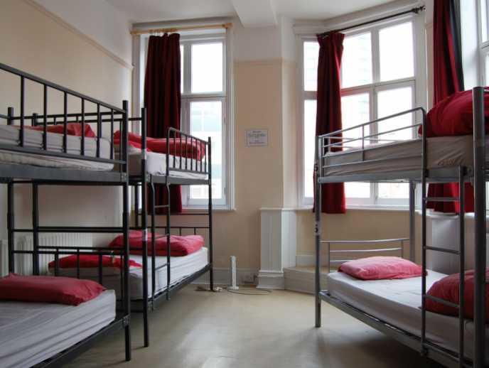 Bett im gemischten Schlafsaal mit 10 Betten