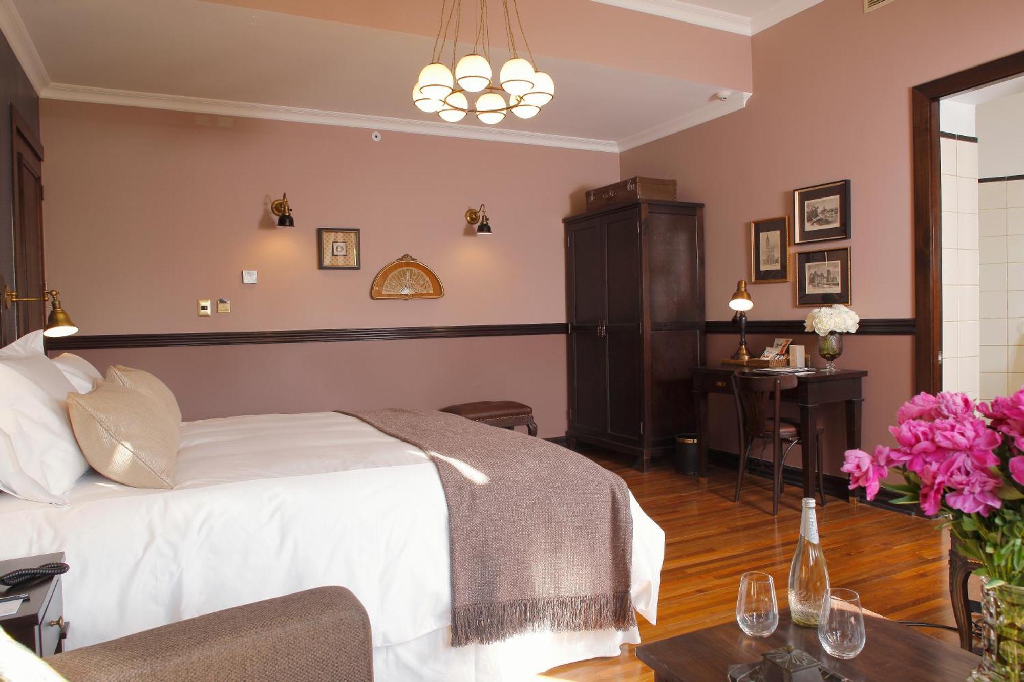 Suite Room
