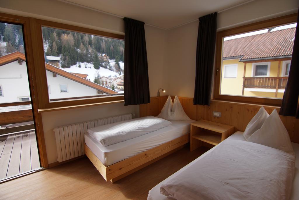 Apartment with Balcony,324691813:JPEG