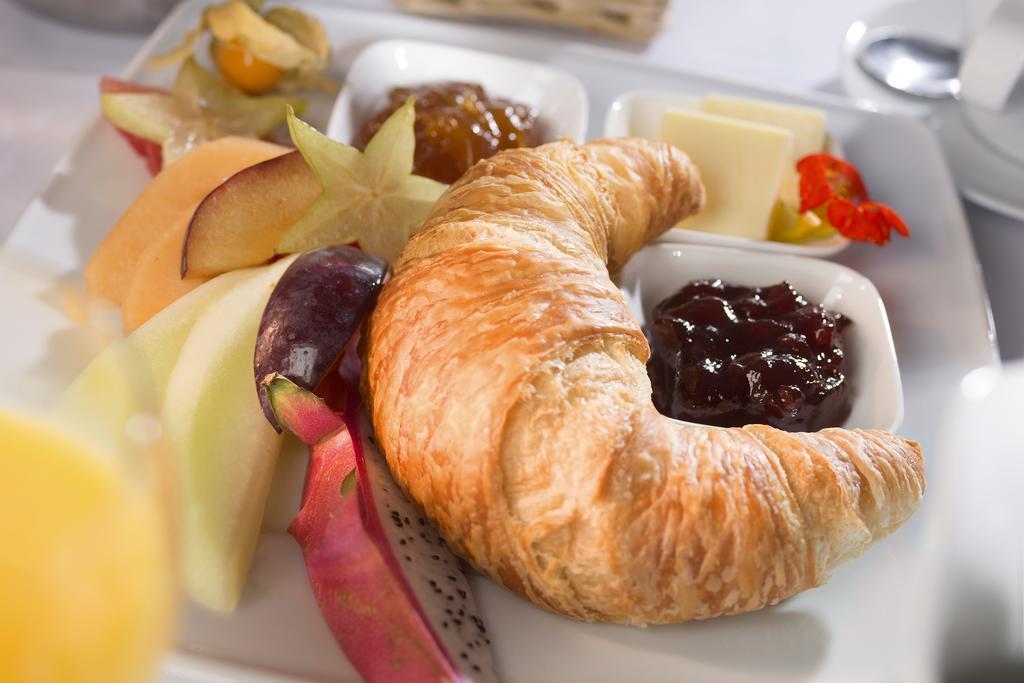 Studio Apartment,316939701:JPEG