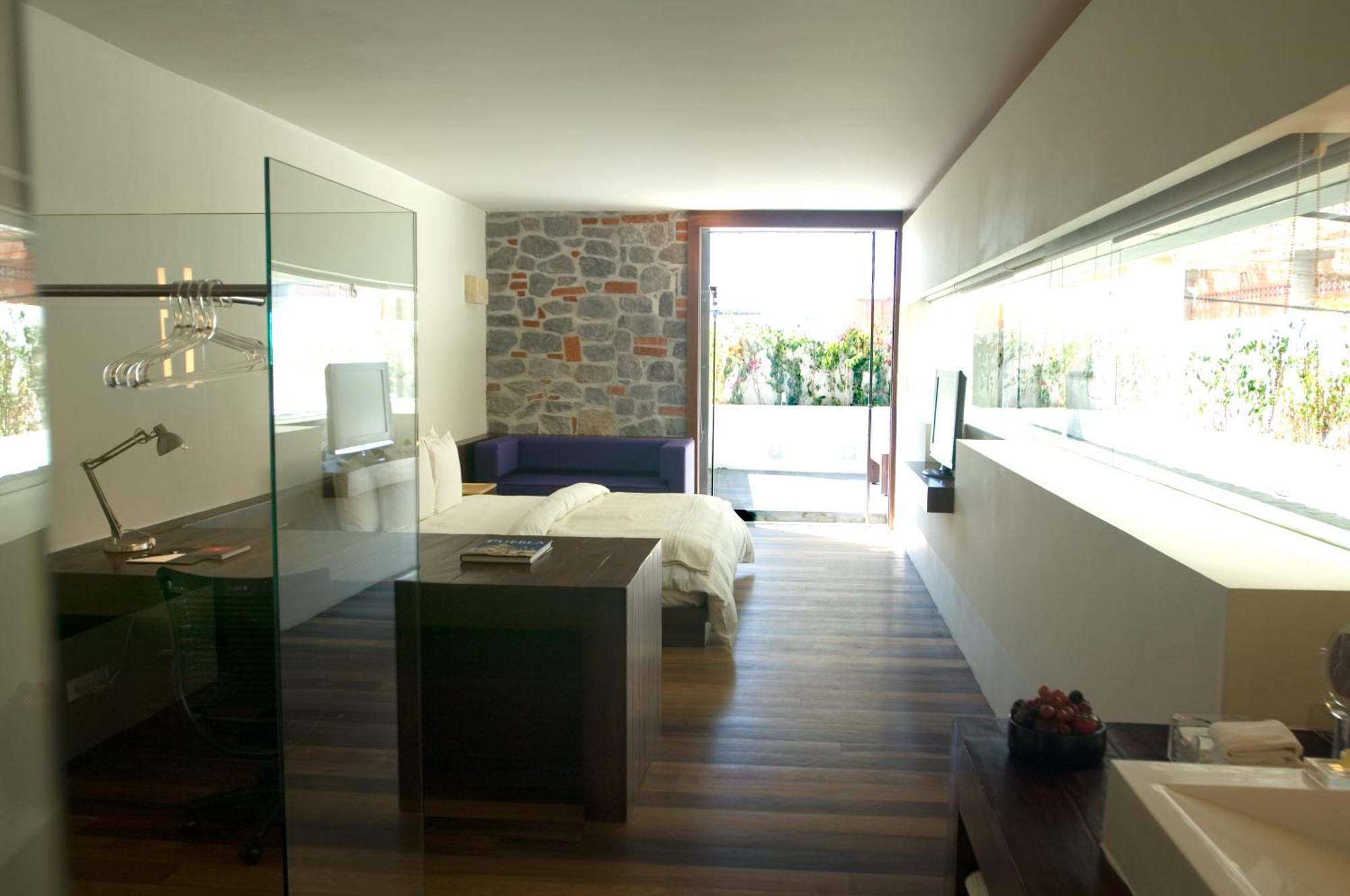 Suite with Balcony