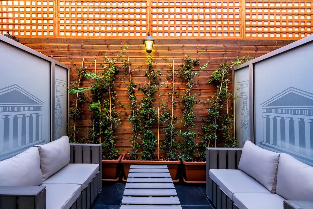 Junior Suite with Patio,225340589:JPEG