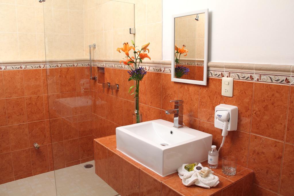 Double Room with Two Double Beds,225906161:JPEG