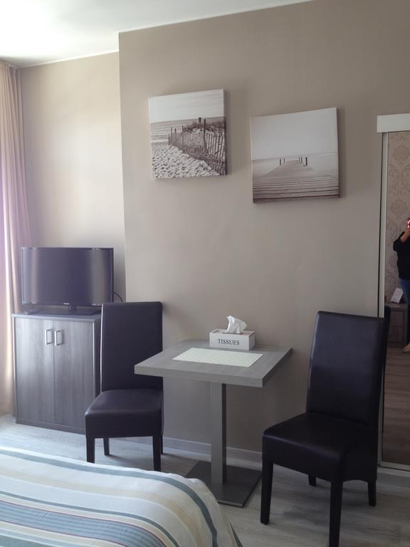 Double Room with Private Bathroom,228088940:JPEG