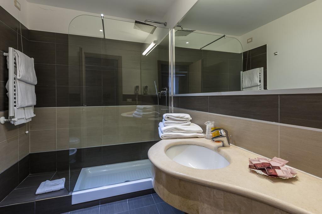Superior Double Room,255869449:JPEG