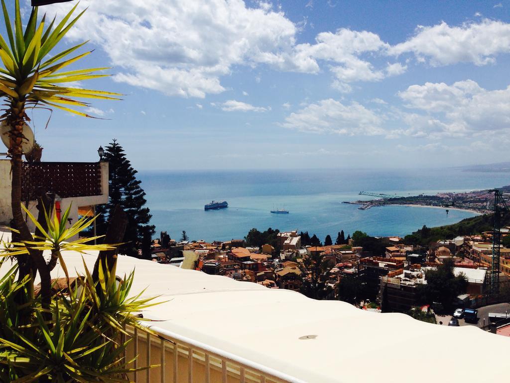 Superior Double or Twin Room with Mountain and Sea View