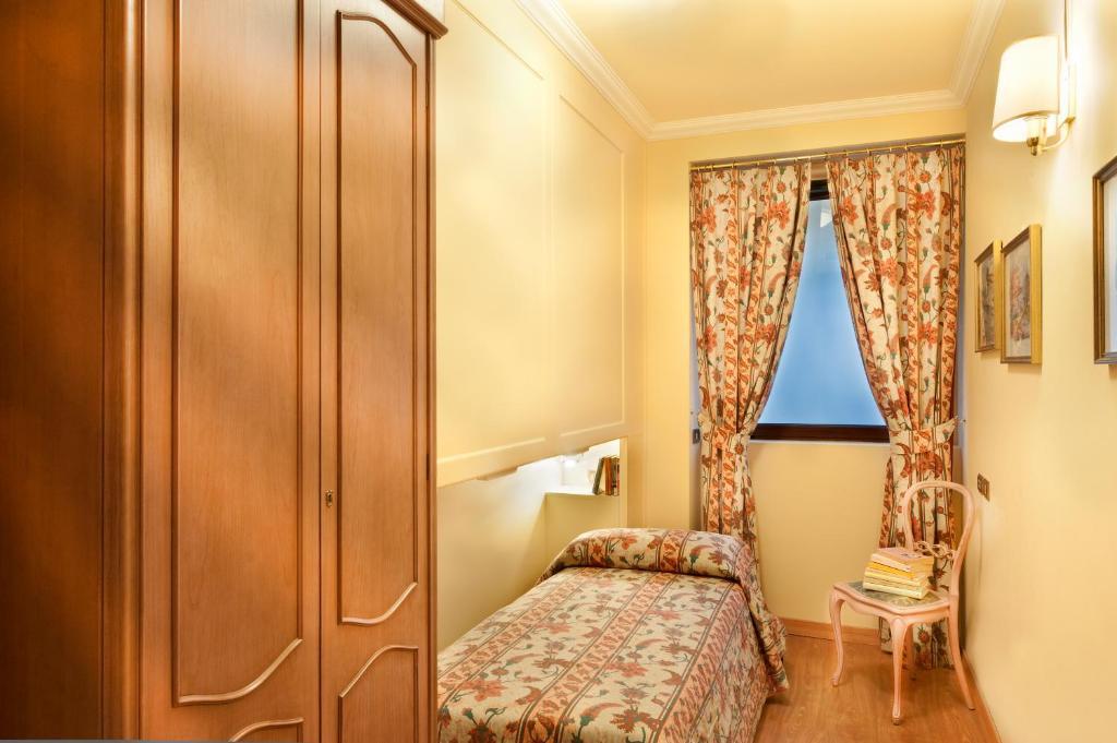 Economy Three-Bedroom Apartment