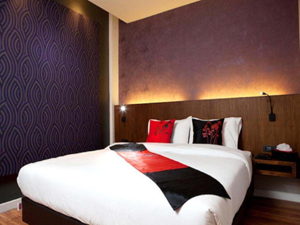One-Bedroom Suite,26776235:JPEG