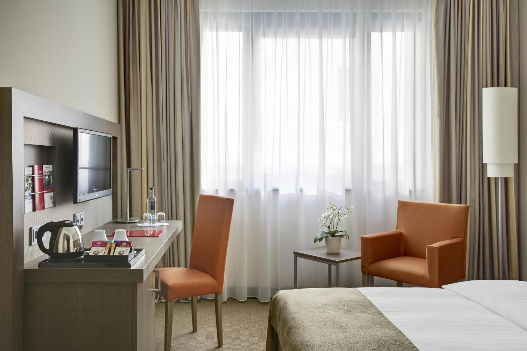 Double Room,682484319:JPEG