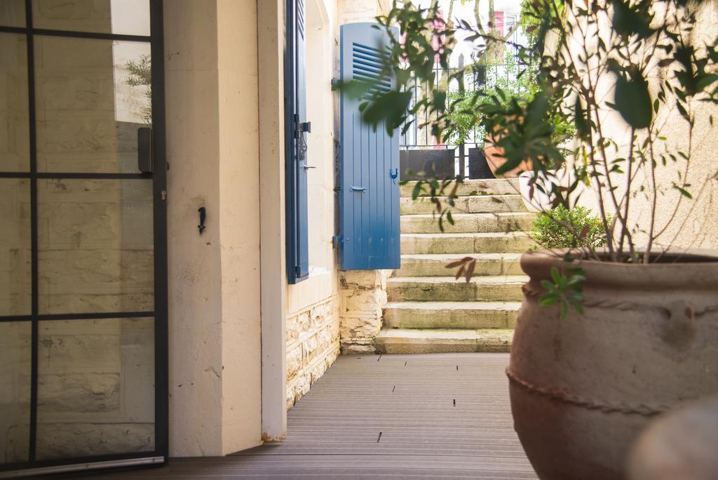 Entresol Family Room