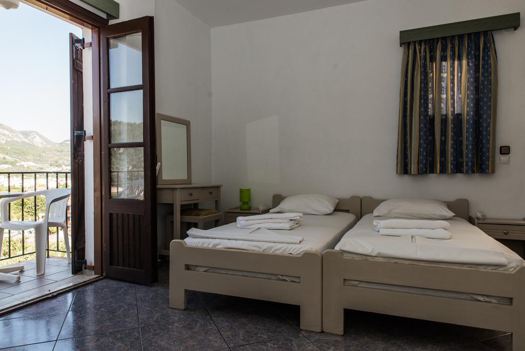 One-Bedroom Apartment (4 Adults),326743678:JPEG