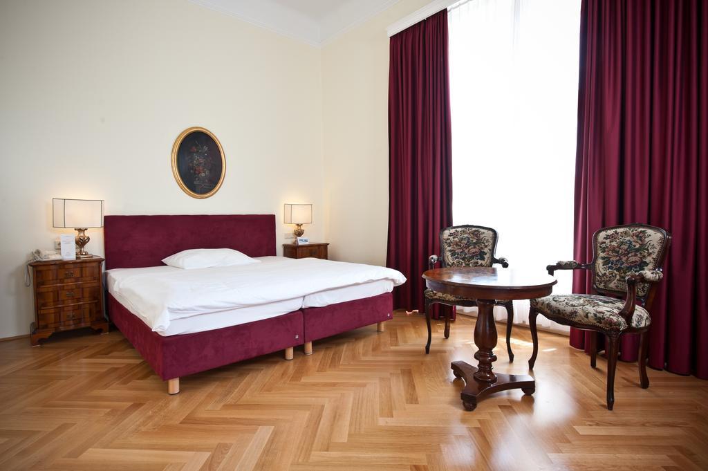 Quarto Duplo Standard