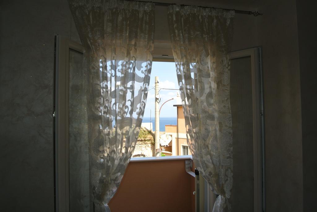 Superior Double Room Balcony Sea View,330274438:JPEG