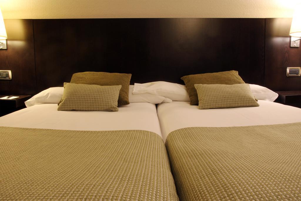 Interior twin room