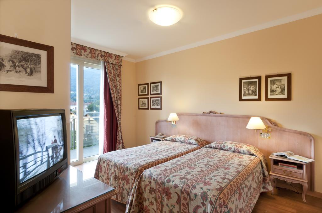 One-Bedroom Apartment Mountain View