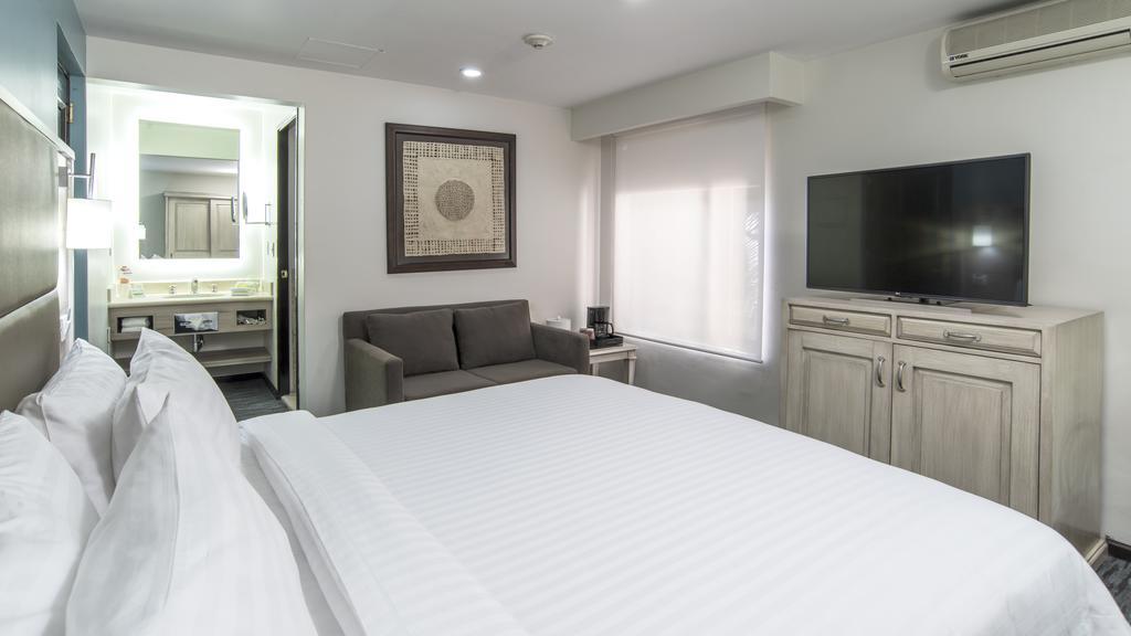 Standard Room,1273655812:JPEG