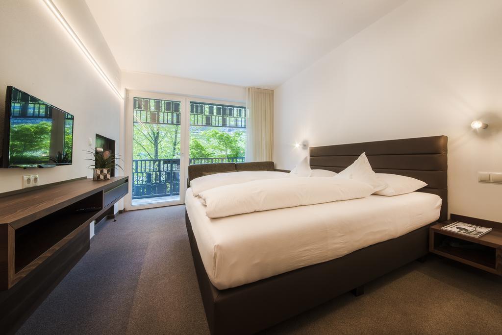Superior Double Room Balcony Mountain View