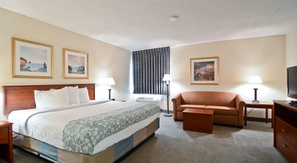 Two Double Beds Premium City View,416213382:JPEG