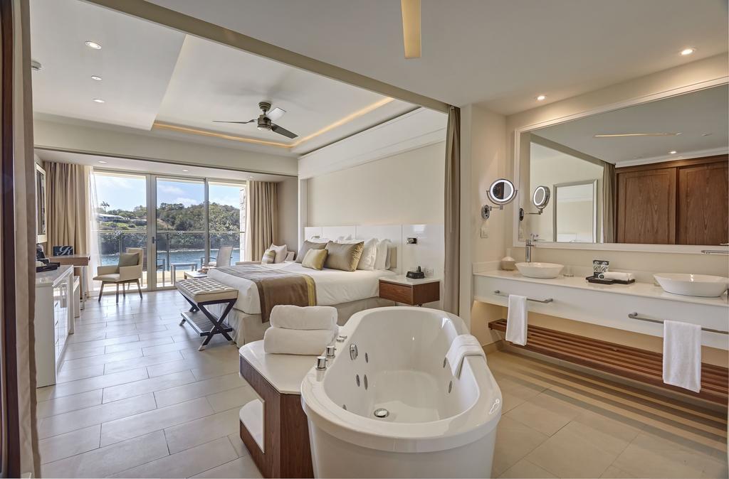 Suite Junior de Luxe Vue sur Océan