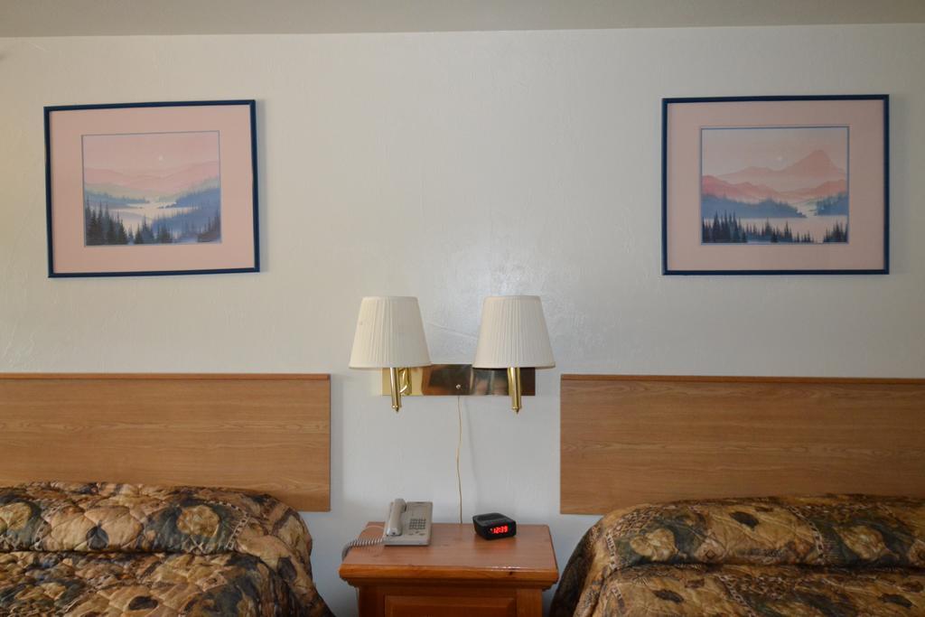 Superior Queen Room Two Queen Beds
