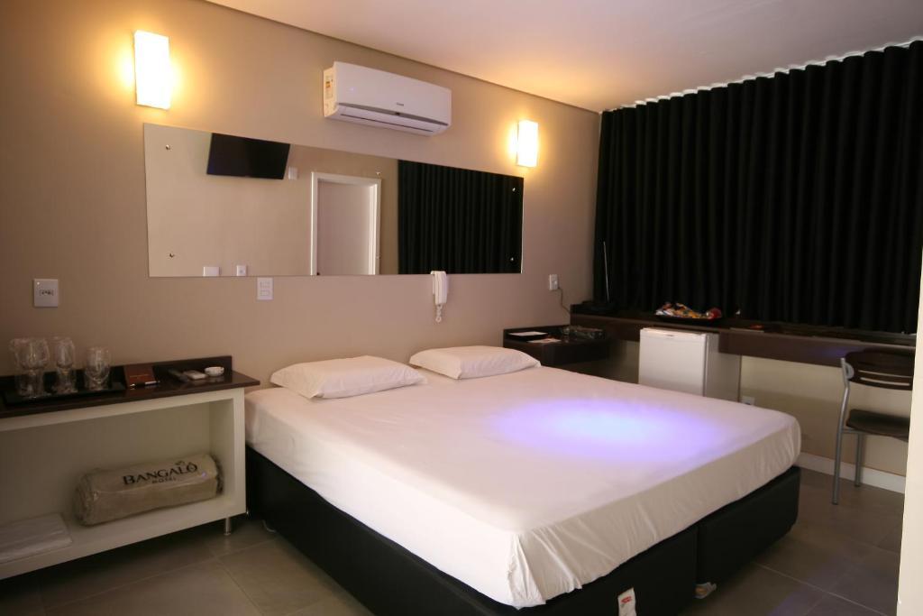 Quarto Duplo