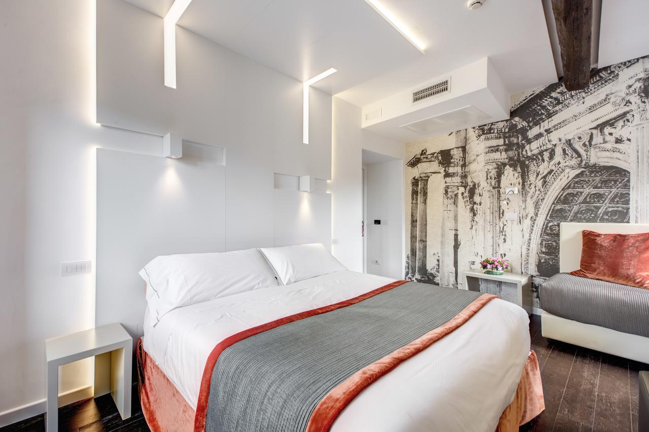 Double or Twin Room with Pantheon View
