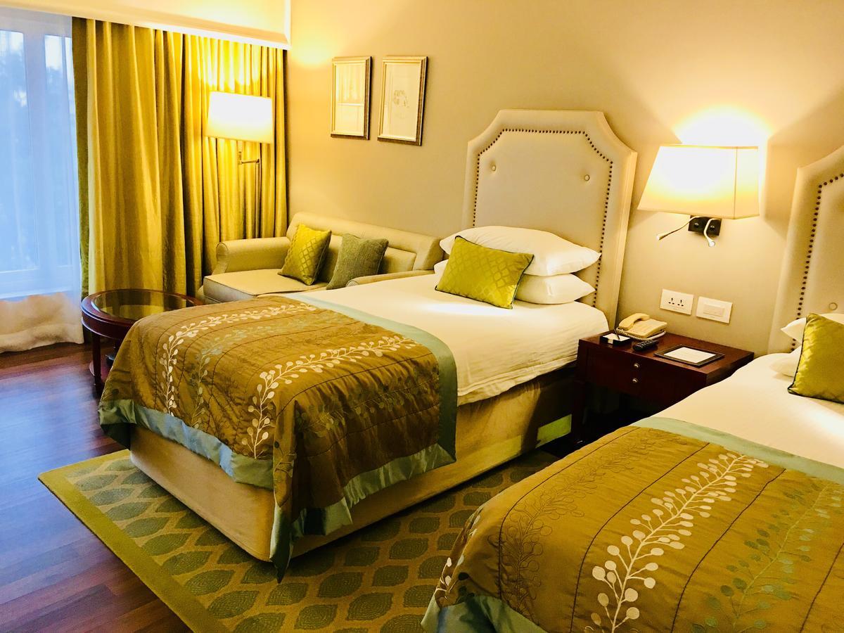 Deluxe Room Ocean View Twin Bed