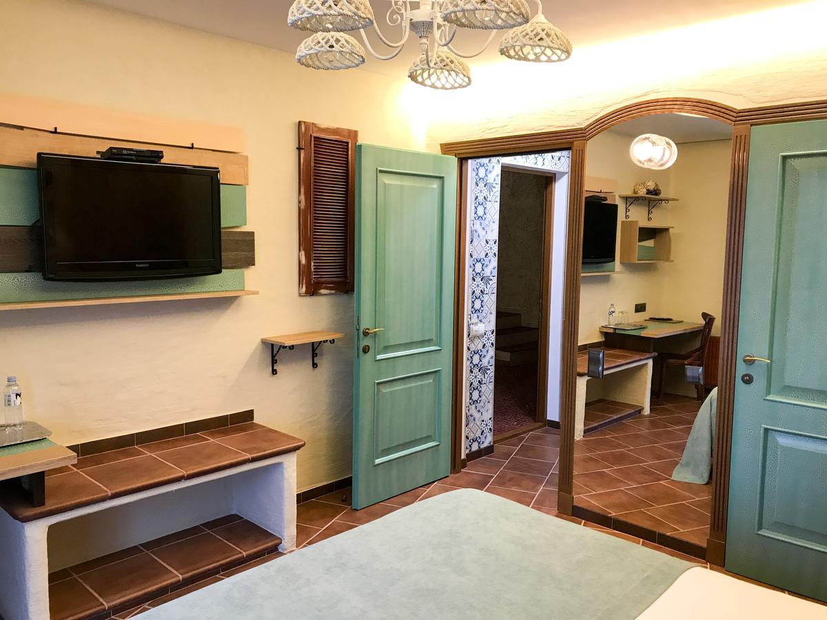 Standard Double Room,511588584:JPEG