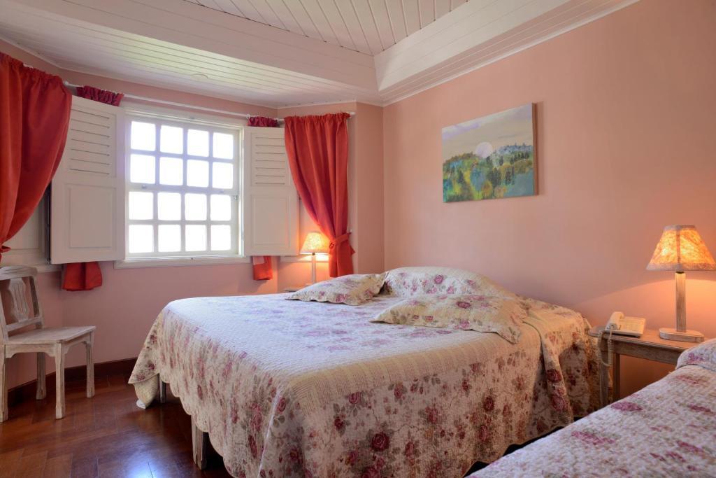 Quarto Duplo