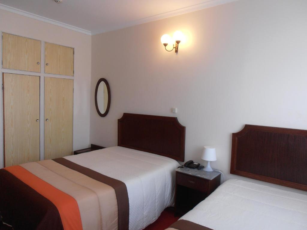Standard Double or Twin Room,53274664:JPEG