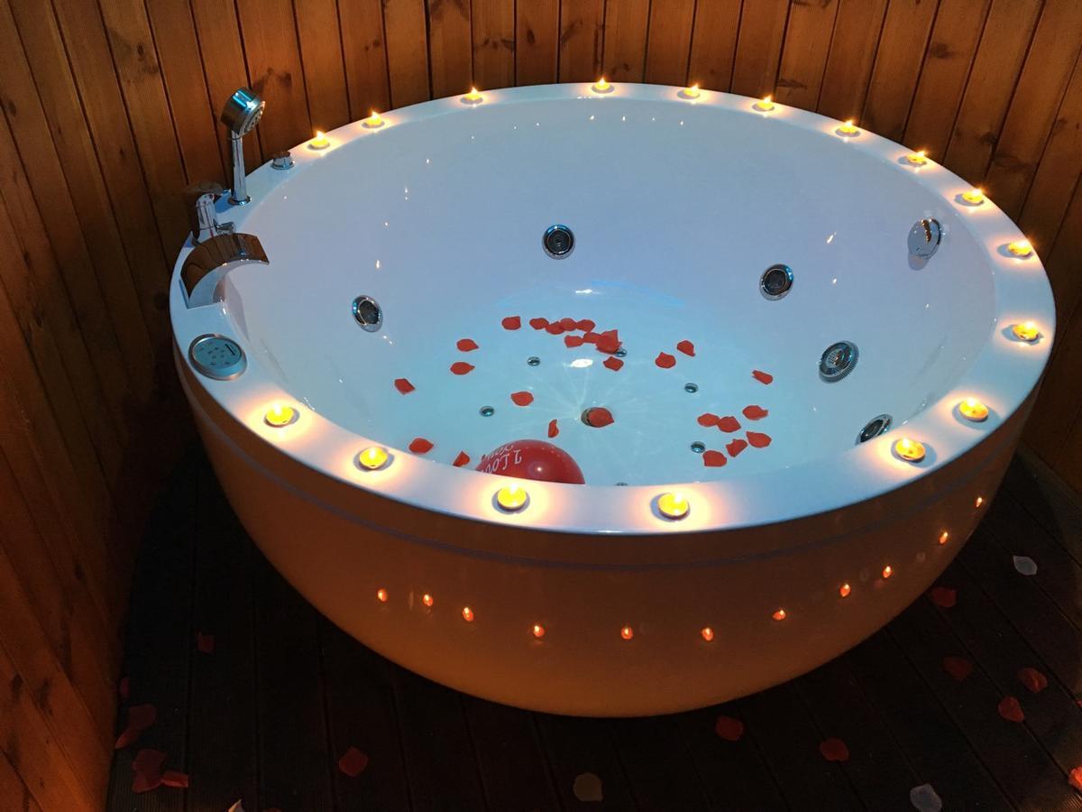Suite Deluxe avec Baignoire Spa