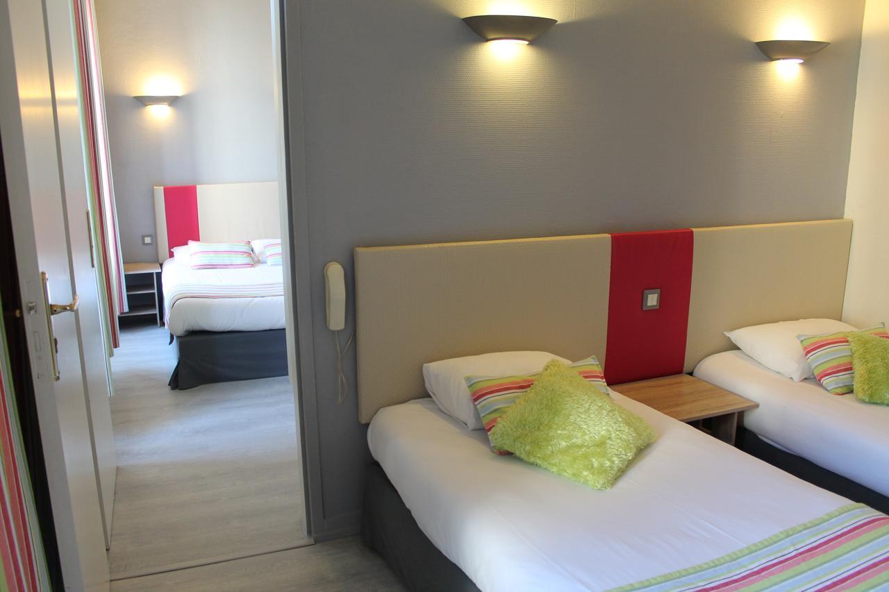 Twin Room,1619755926:JPEG
