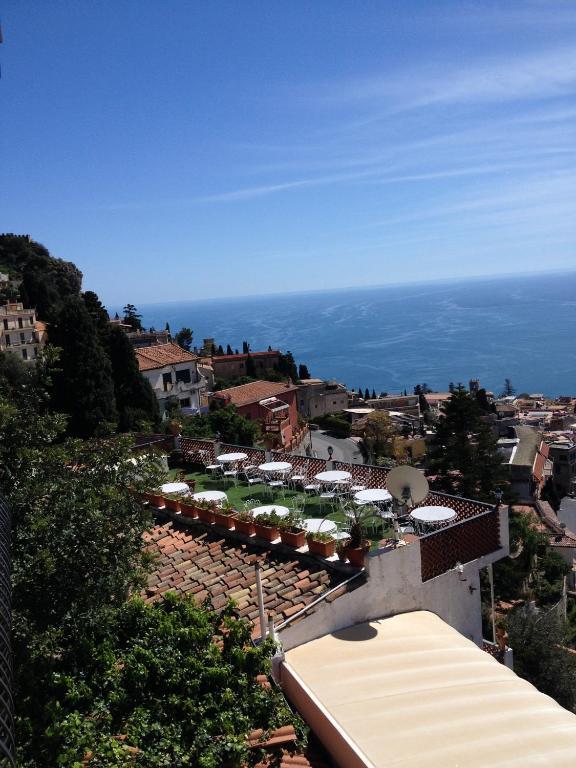 Triple Room with View