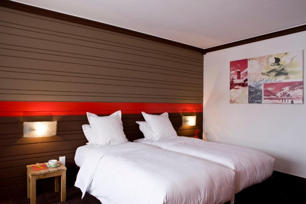 Double Room bath balcony Mountain View