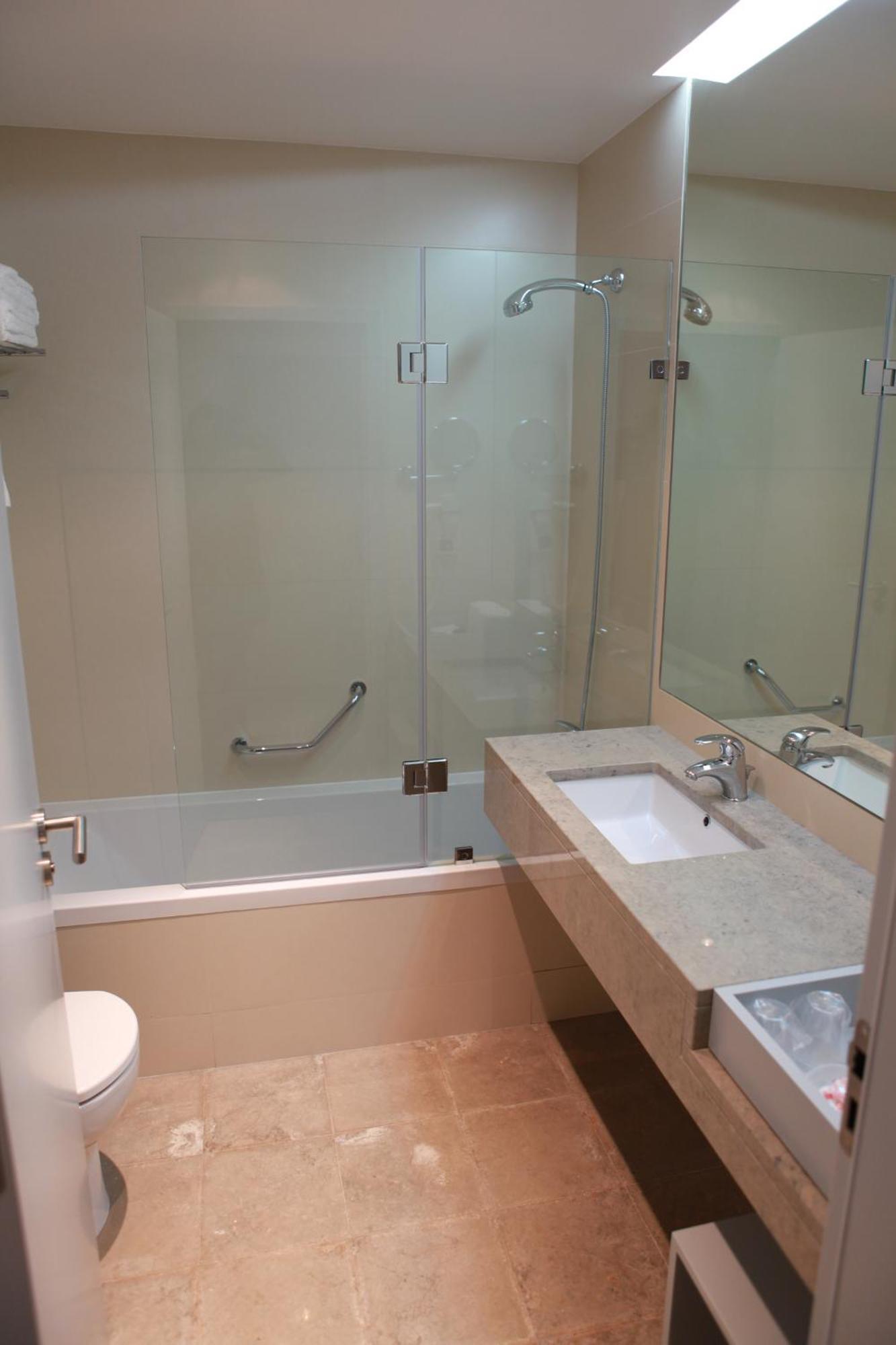 Double or Twin Room,1113492222:JPEG