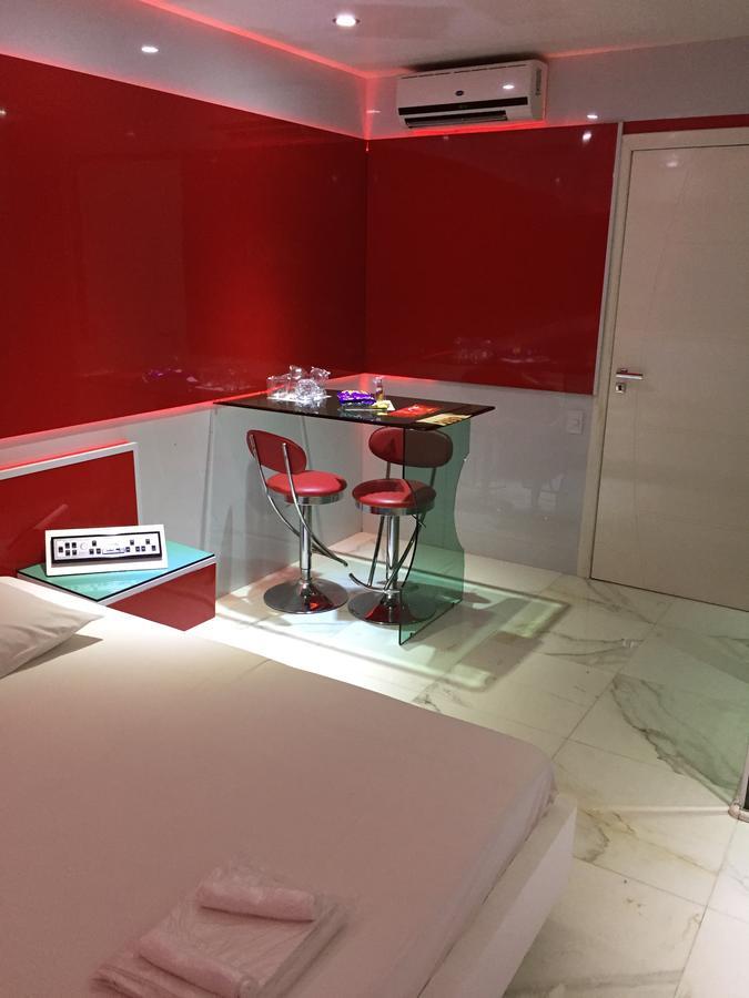 Large Double Room,587374275:JPEG