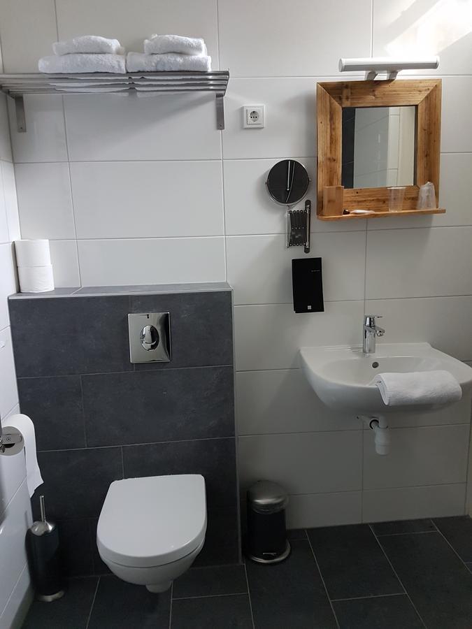 Double Room,1677888569:JPEG