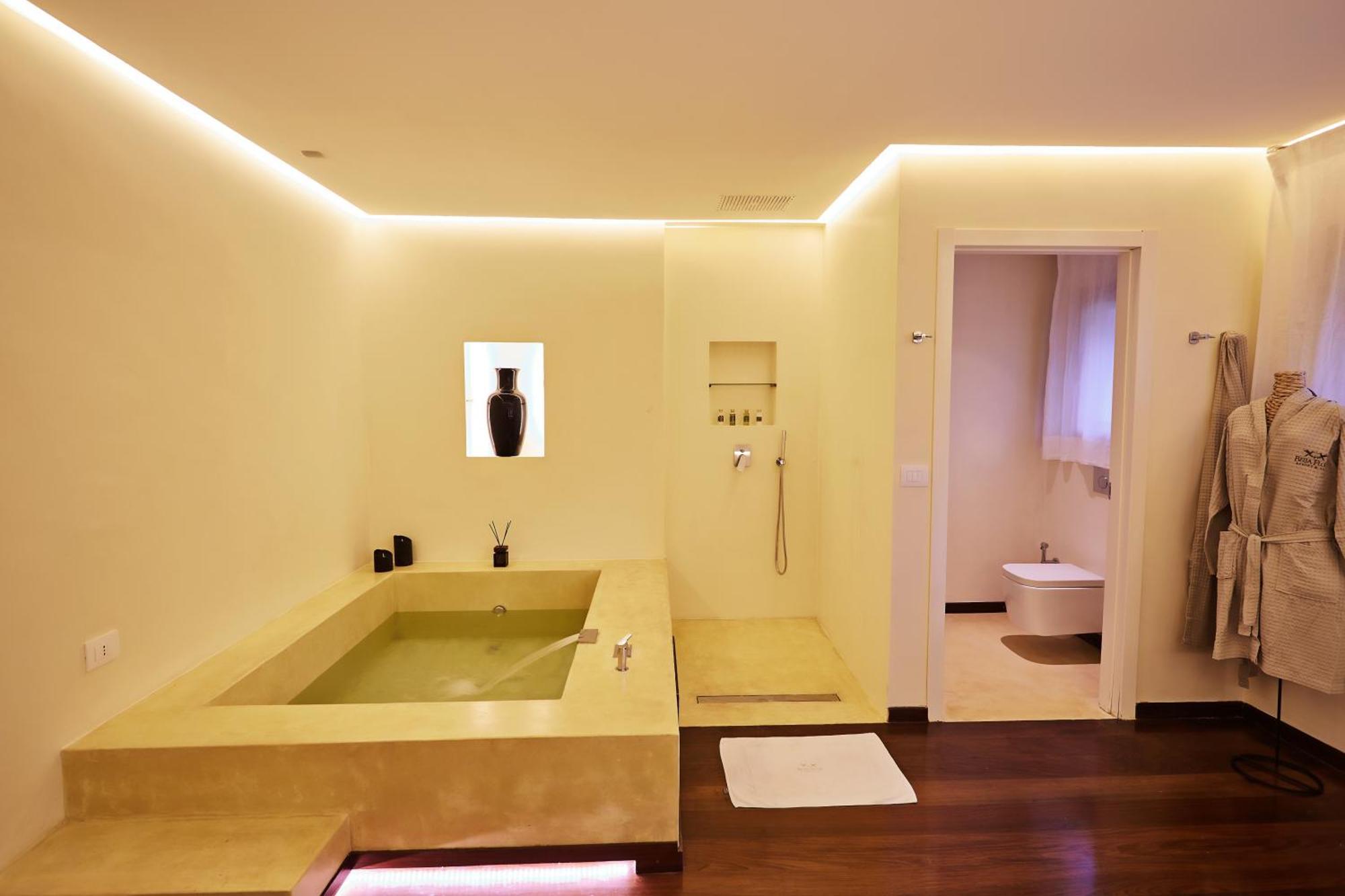 Suite con vistas a la piscina