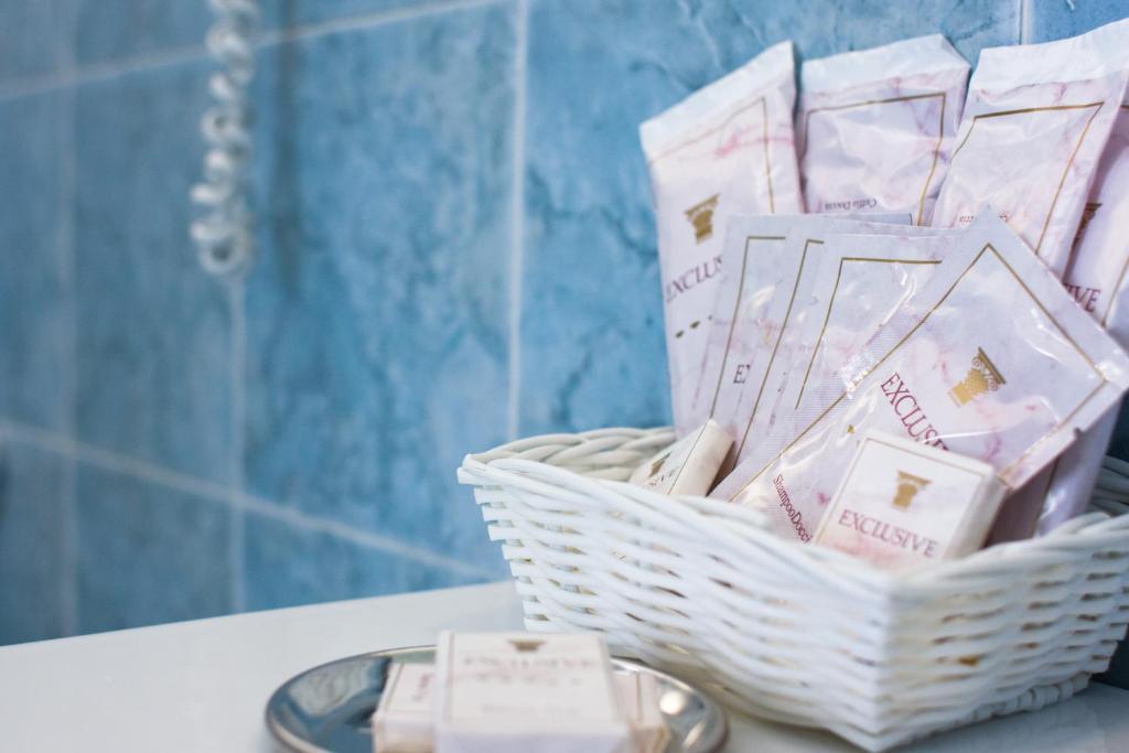 Single Room,61033090:JPEG