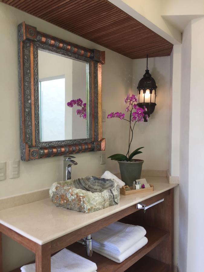 Suite 3 Deluxe King Size Bed Terrace