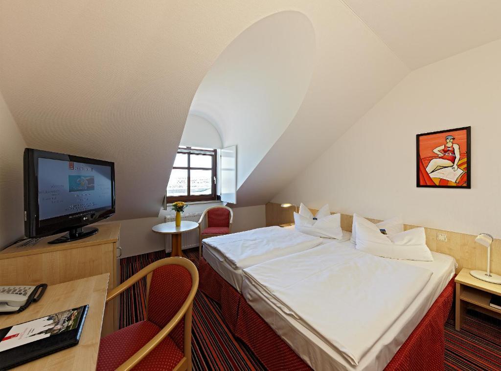 Double Room,177420534:JPEG