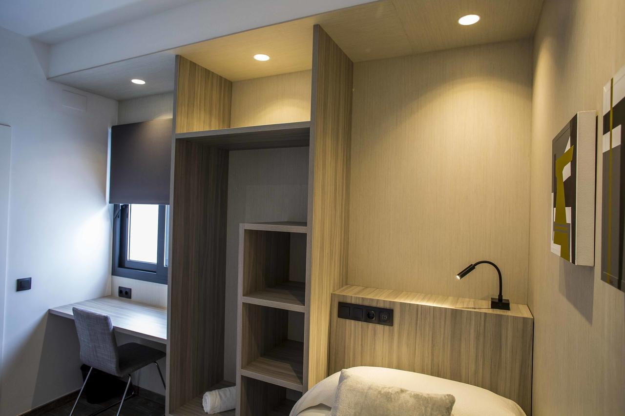 Single Room Private Bathroom